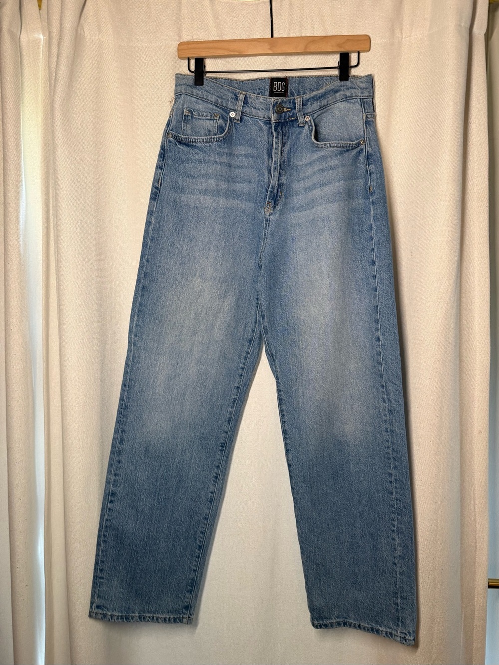 BDG Women's Light Blue Straight-Leg Jeans